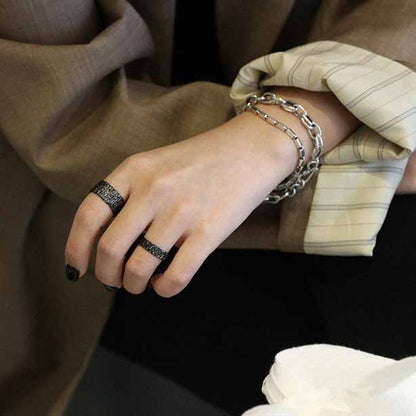 Thea Ring - Sterling Silver